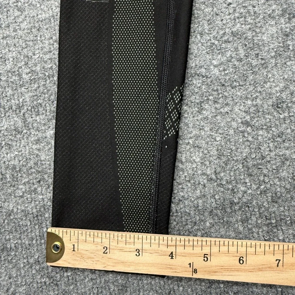 Lululemon Tight Stuff Tight II Black Dotted Reflective Leggings Size 4 High Rise
